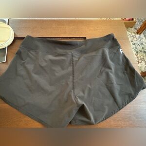 Rogue women’s shorts